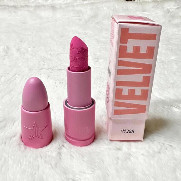 NIB Jeffree Star Velvet Trap Matte Lipstick Laced Cake Full Size 4g - Picture 3 of 8